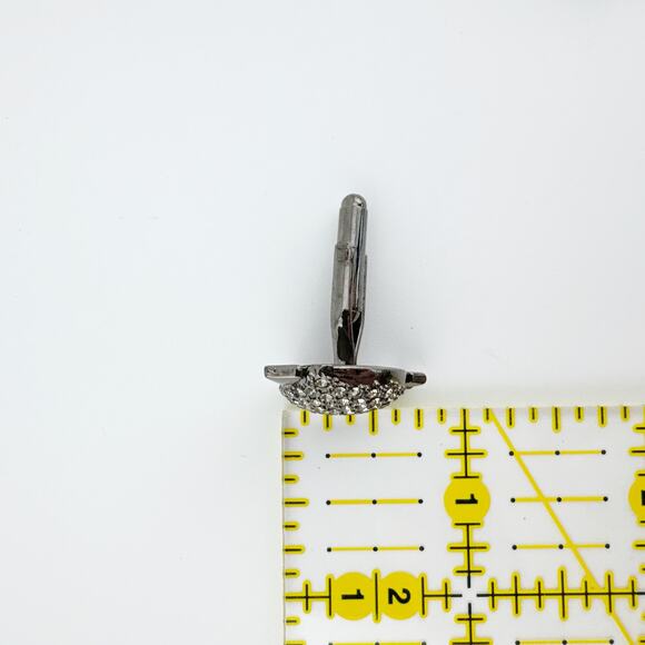 Pave Heart‎ Arrow Cufflinks - Picture 9 of 10